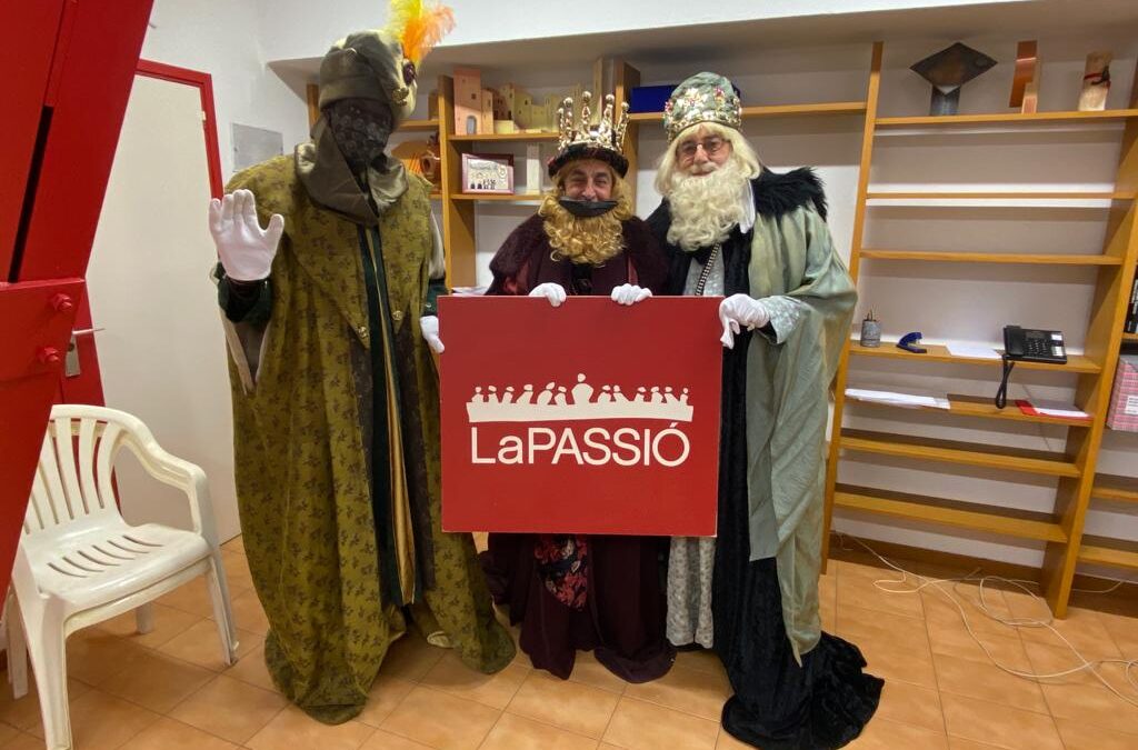 Rebuda de Ses Majestats Els Reis de l’Orient al Teatre de La Passió d’Esparreguera