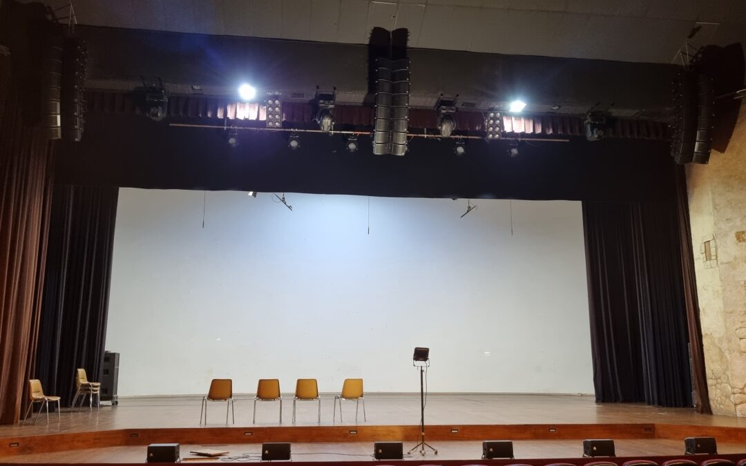 Treballs de modernització i digitalització dels equips d’àudio i il·luminació del Teatre de La Passió